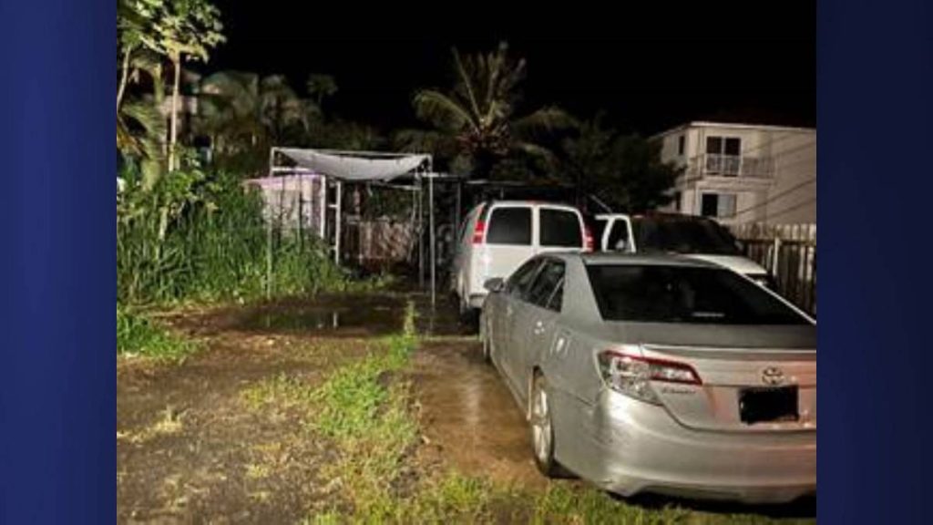 Kaua‘i firefighters battle Kapa‘a blaze that engulfed small structure