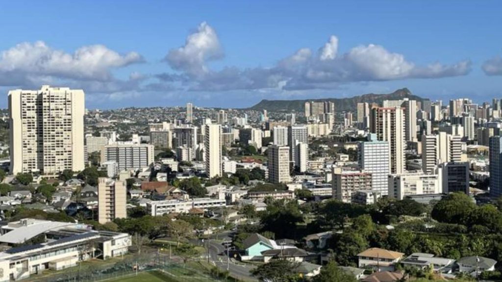 Regulatory costs drive up cost of new condos in Hawaiʻi, report shows