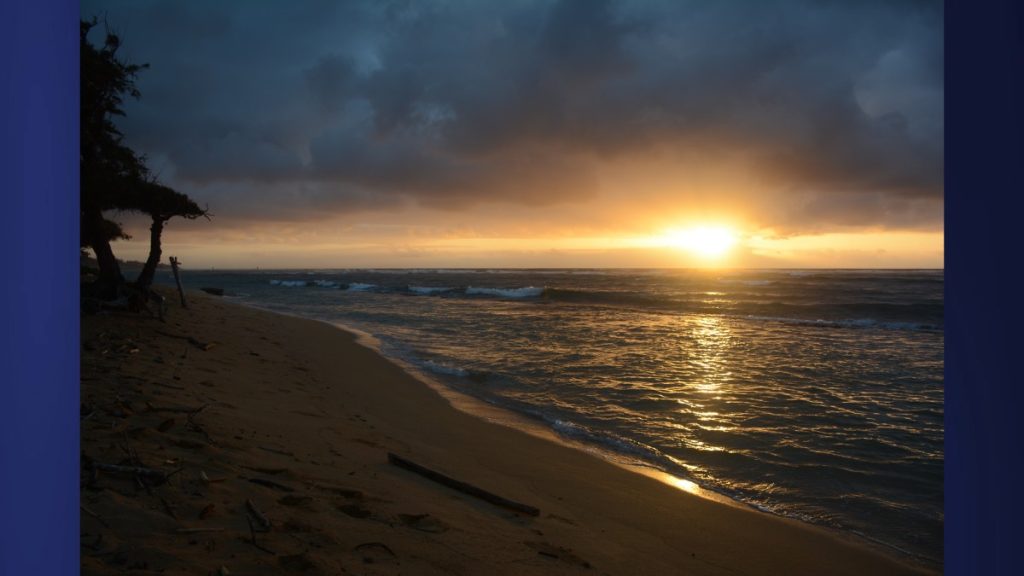 Following evacuation orders on Tuesday afternoon, a tsunami warning was issued for the state of Hawai'i after an 8.7 magnitude earthquake struck near Russia. Meanwhile, the sunrise at Fujii Beach in Kapa'a on July 30 painted a stark contrast to the unfolding emergency. (Picture Courtesy: Xiomara Yamileth/ Kaua'i Now)