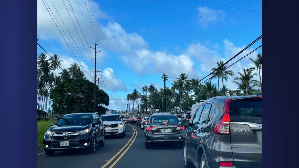 Heavy traffic can be seen on both north and southbound lanes of Kuhio Highway, as evacuation orders are issued for low-lying coastal areas on Kaua'i. July 29, 2025. (Picture Courtesy: Xiomara Yamileth/ Kaua'i Now)