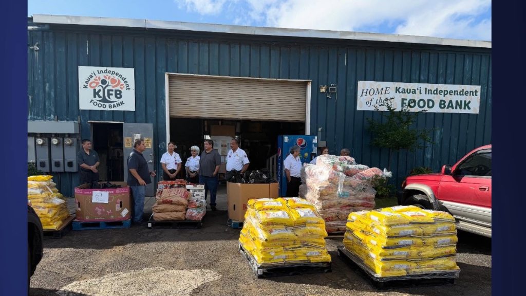 After successfully distributing 191 food boxes to uncompensated federal workers, the Kauaʻi Independent Foodbank expressed gratitude to its donors, volunteers, and local organizations for their support. (Photo Credit: Kauaʻi Independent Foodbank)