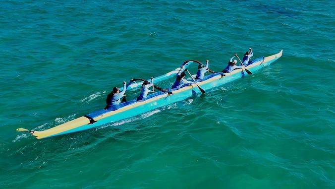 A University of Hawaiʻi at Mānoa study found that outrigger canoe paddling supports physical, emotional, cultural and spiritual health for paddlers in Hawaiʻi. (Photo Courtesy: University of Hawaiʻi at Mānoa)
