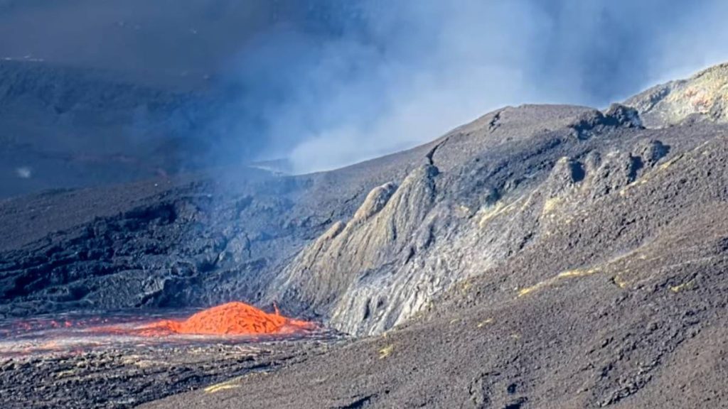 USGS camera of Kīlauea at around 7:45 a.m. on Aug. 25, 2026.