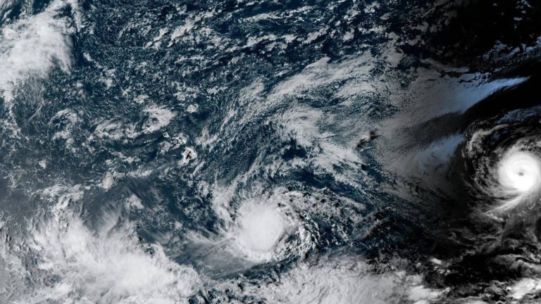 Lowell to intensify over the next 2 days; still expected to pose no immediate threats to islands