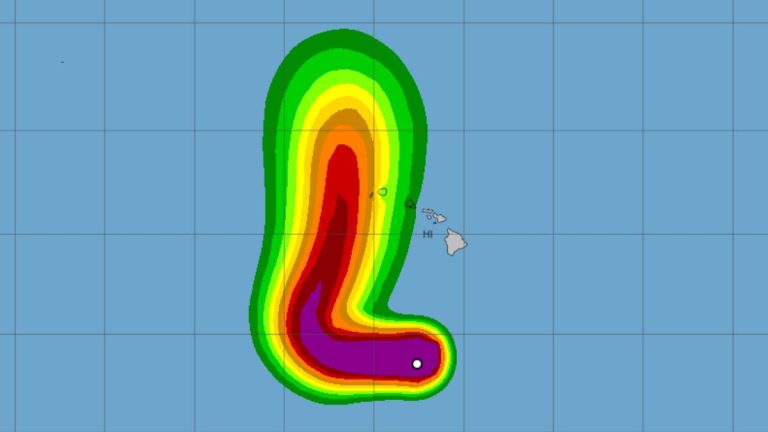Lowell to remain a major hurricane when it makes its closest approach to Hawaiian Islands