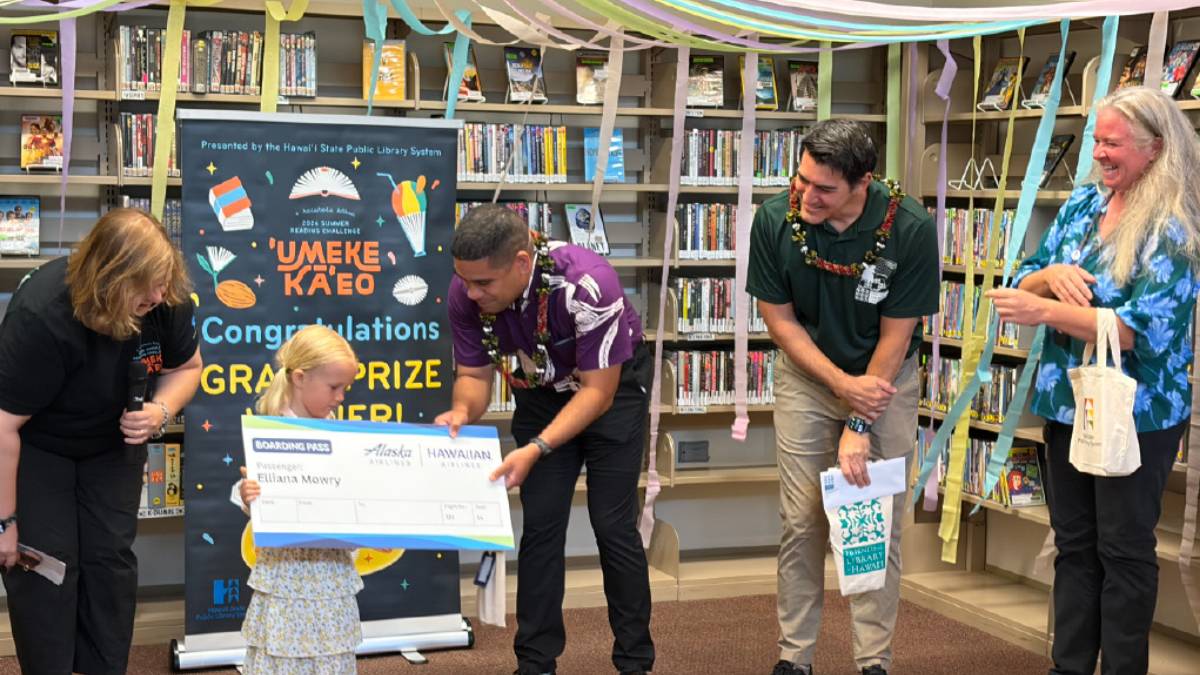 Elliana Mowry of Kailua-Kona, who logged 808 minutes of reading, was the lucky winner of a drawing of the Summer Reading Challenge in Hawaiʻi. (Photo Credit: Hawaiʻi LIbrary System)