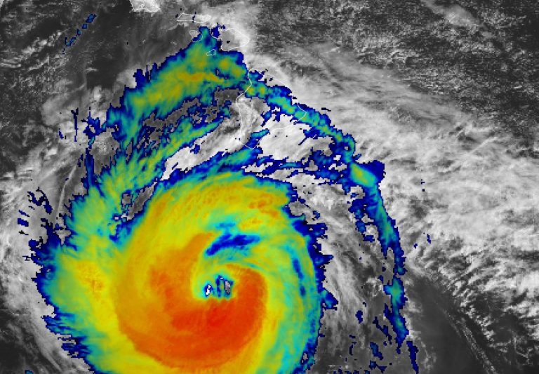What Kauaʻi County residents, visitors need to know Saturday about Hurricane Lowell recovery