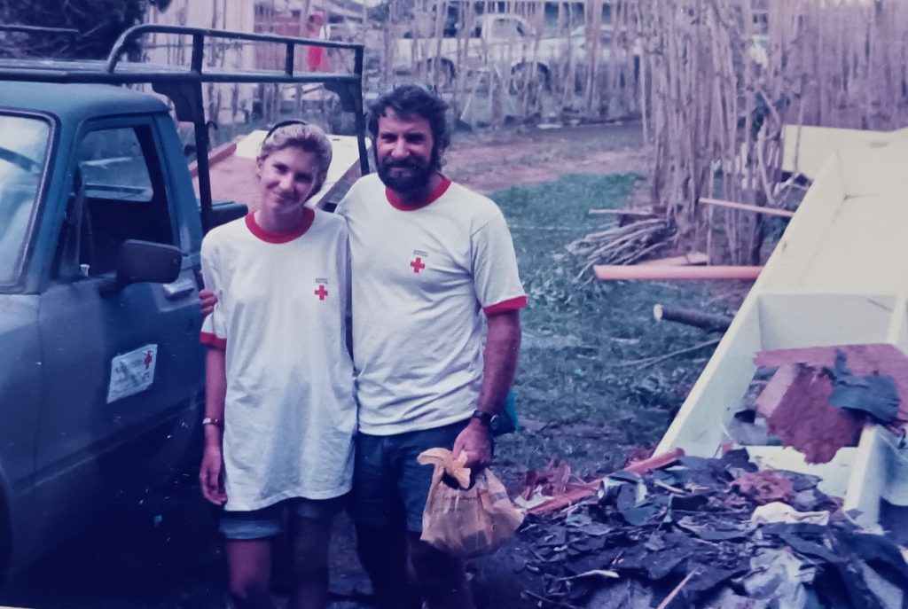 Red Cross volunteer Steve Red Cross volunter Steve Soltysik with his daughter after Hurricane ‘Iniki in 1992. (Photo courtesy: Steve Soltysik)