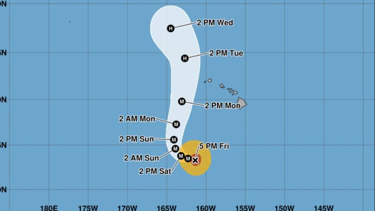 Hurricane Lowell regains Category 5 strength as the storm continues west