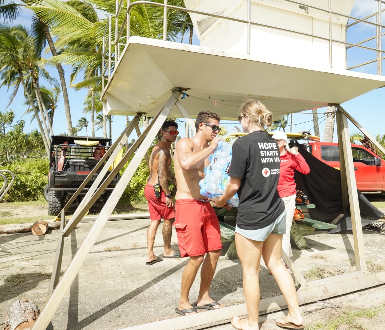 American Red Cross volunteers traveled around Kaua‘i, offering food, water, gloves, hugs and smiles