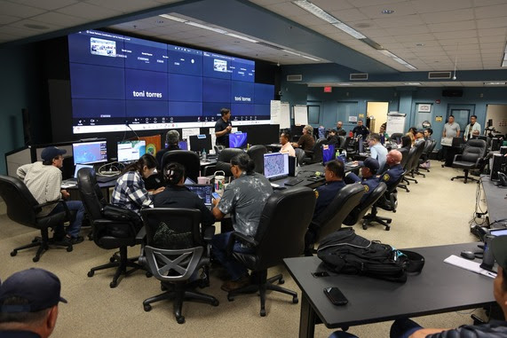 David Hitzl, National Weather Service Emergency Response Specialist, provides weather update on Lowell during a press conference on Sept. 6, 2026. (Xio Yamileth/Kaua‘i Now News)