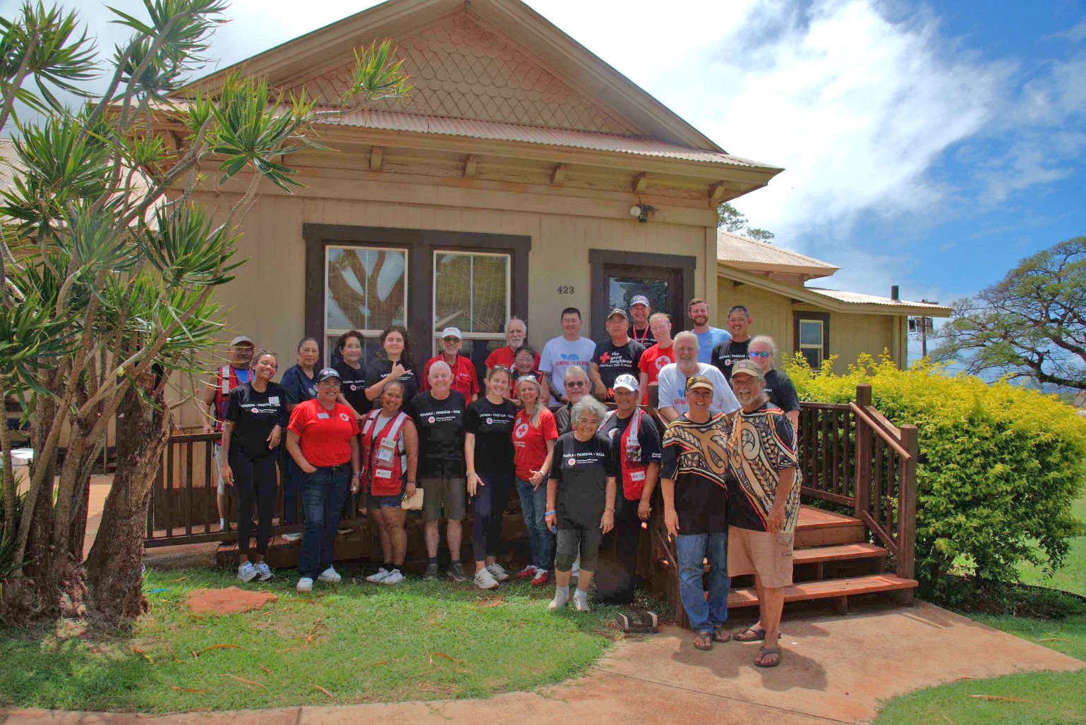 Red Cross installs 145 smoke alarms after recent brush fire near Kaumakani Village